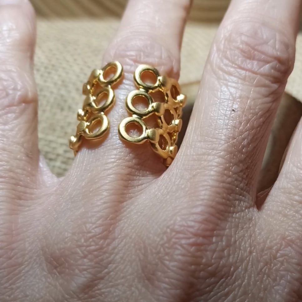 Anillo Libiak Dorado