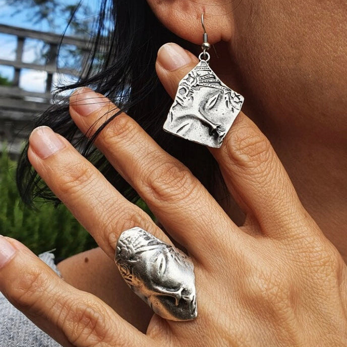 Pendientes Buda