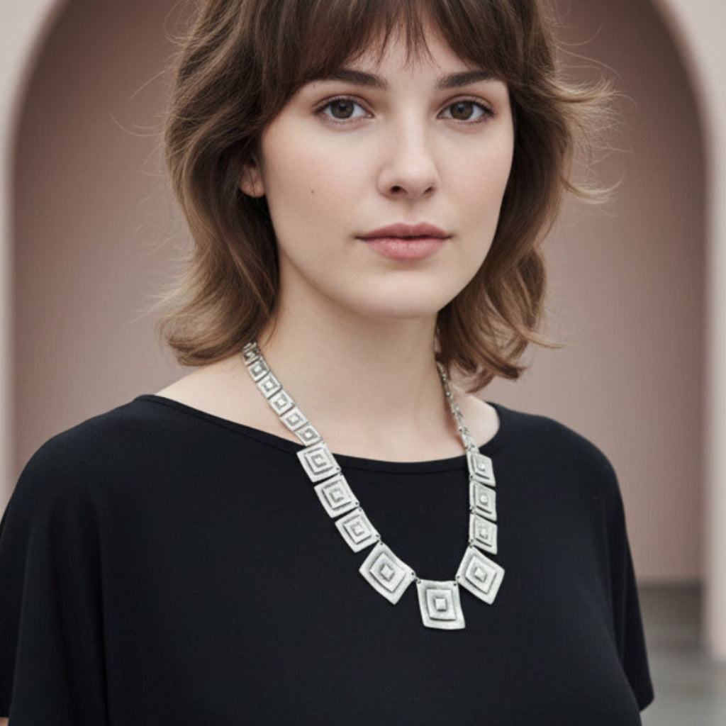 Collar Diana