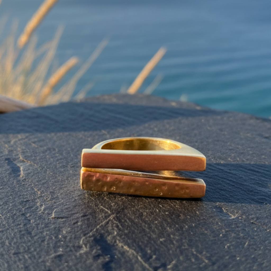 Anillo Anumati Dorado